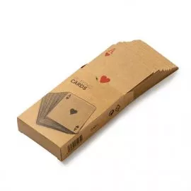 Las cartas tal vez sean unos de los juegos de mesa más universales. IberDreams te ofrece la mayor variedad